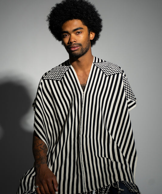 Poncho - White/Black