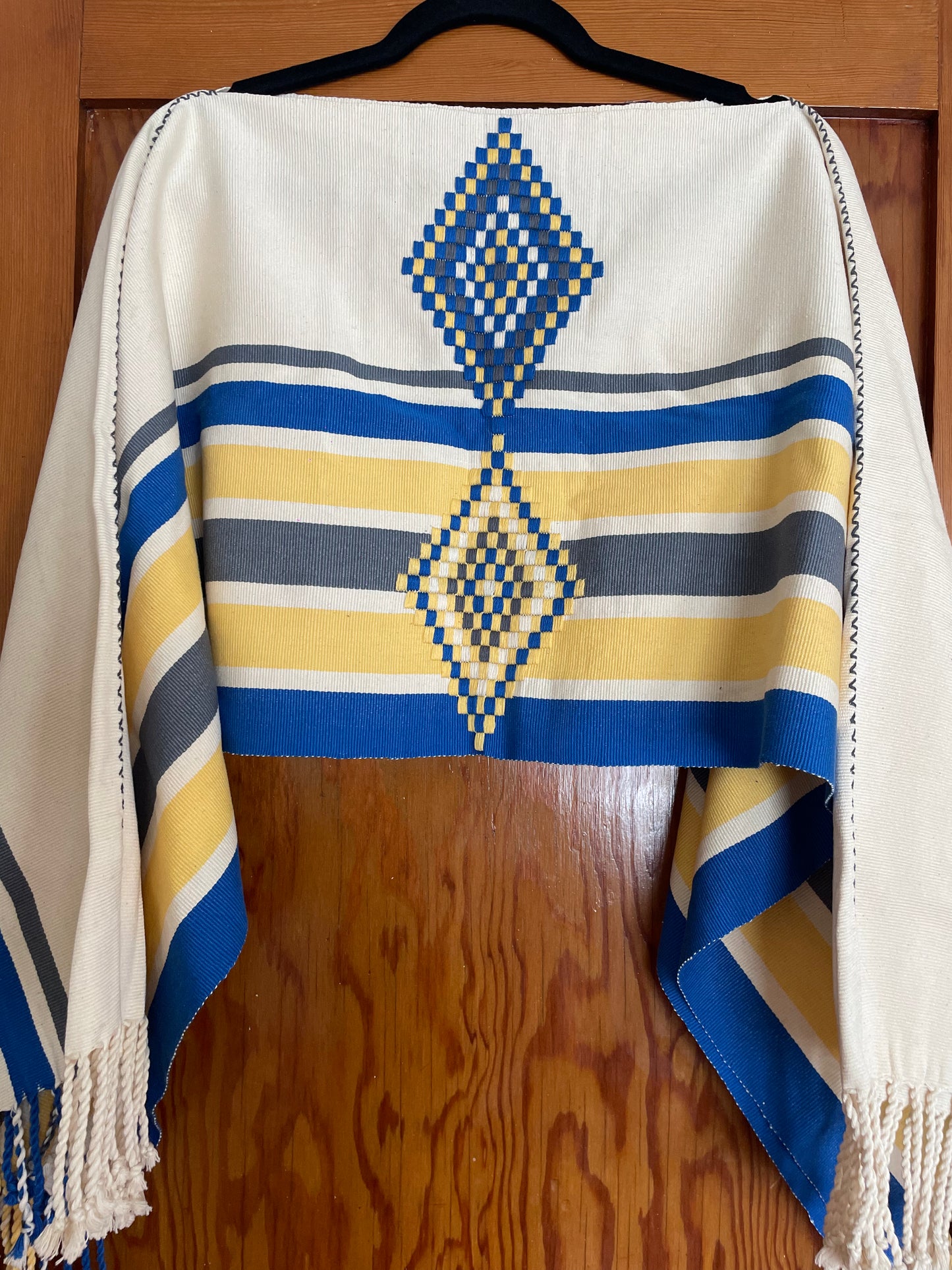 Poncho - Cream/Blue/Yellow